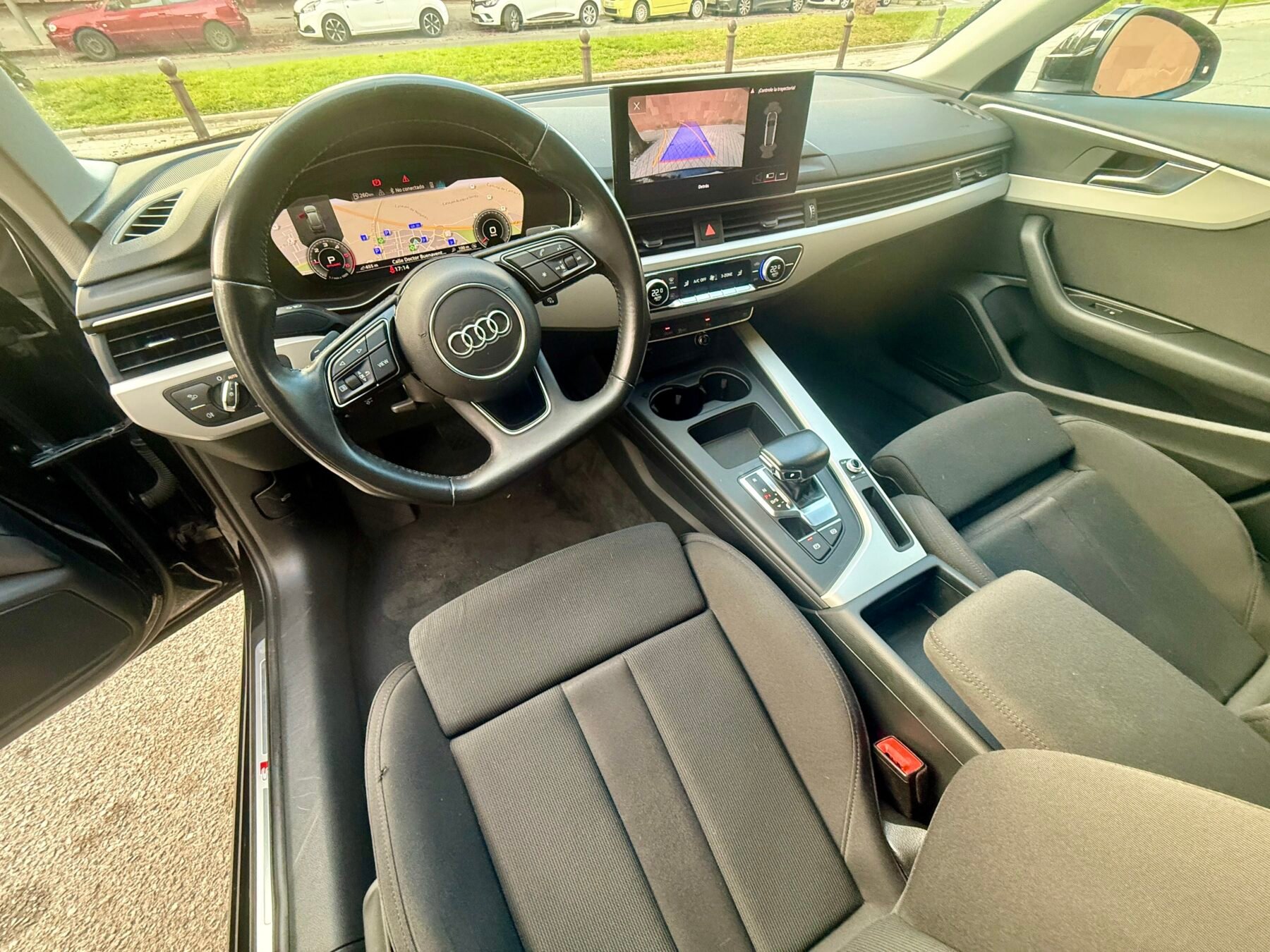 AUDI A4 Avant Sline familiar 140 CV 