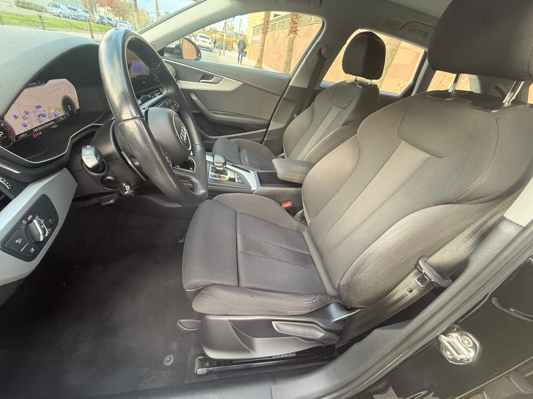 AUDI A4 Avant Sline familiar 140 CV 