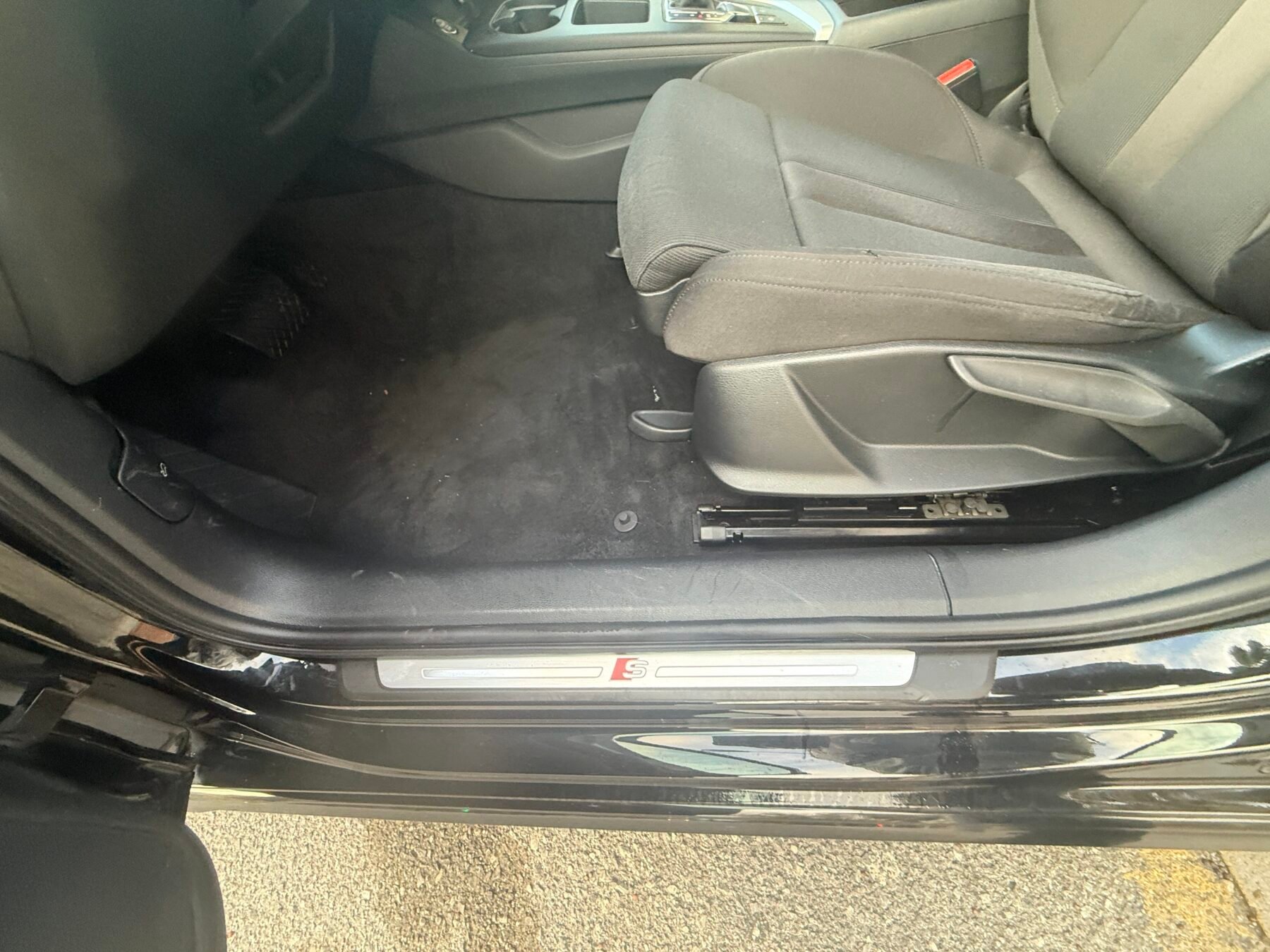 AUDI A4 Avant Sline familiar 140 CV 