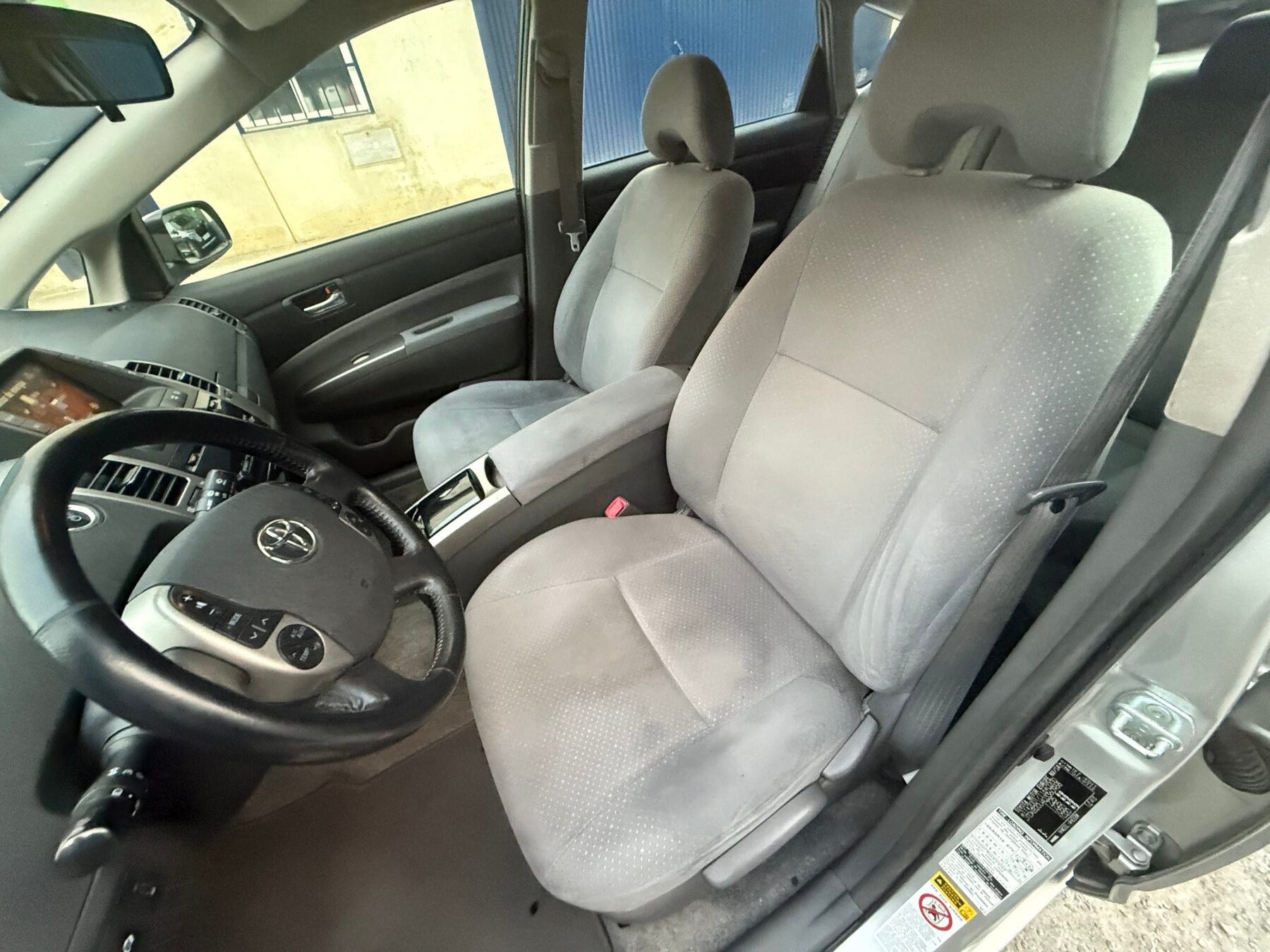 TOYOTA Prius 1.5 VVTi SOL HSD