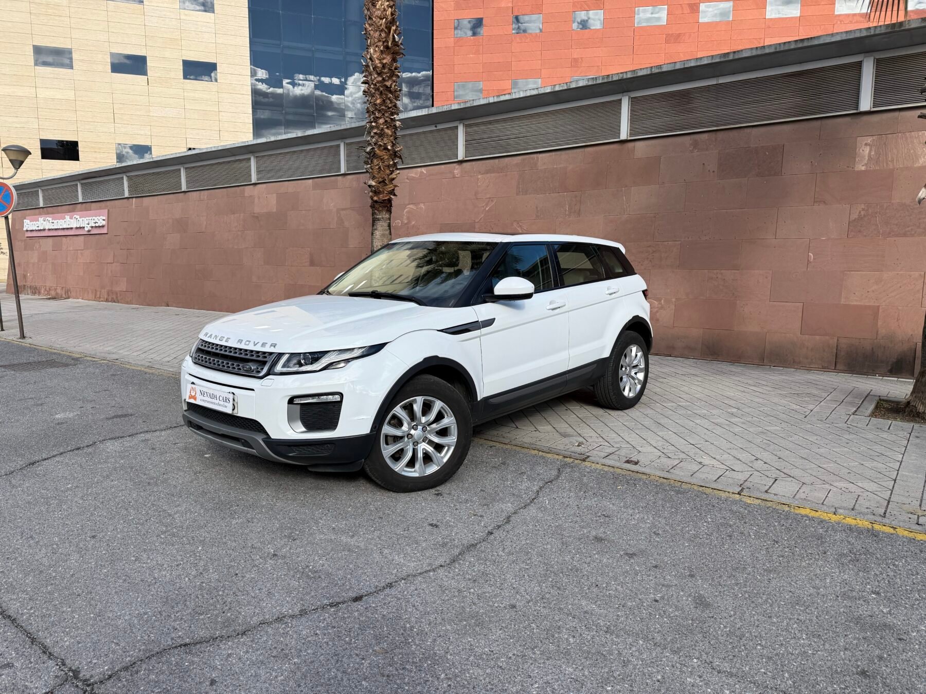 LAND-ROVER Évoque Évoque 4x4 2.0 