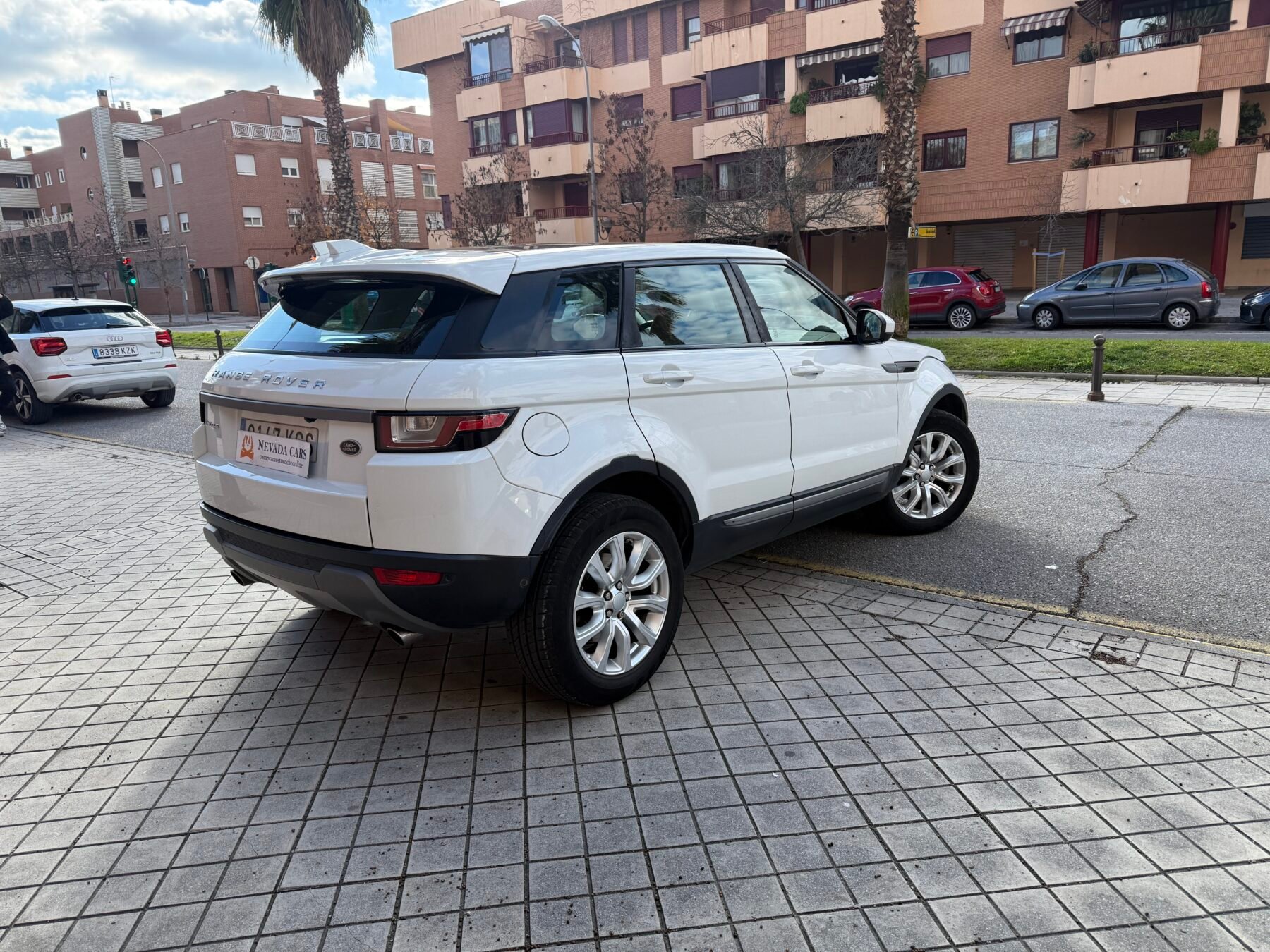 LAND-ROVER Évoque Évoque 4x4 2.0 