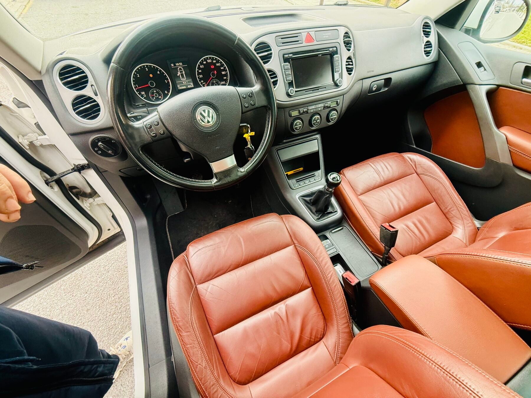 VOLKSWAGEN Tiguan Sport 4 motion 