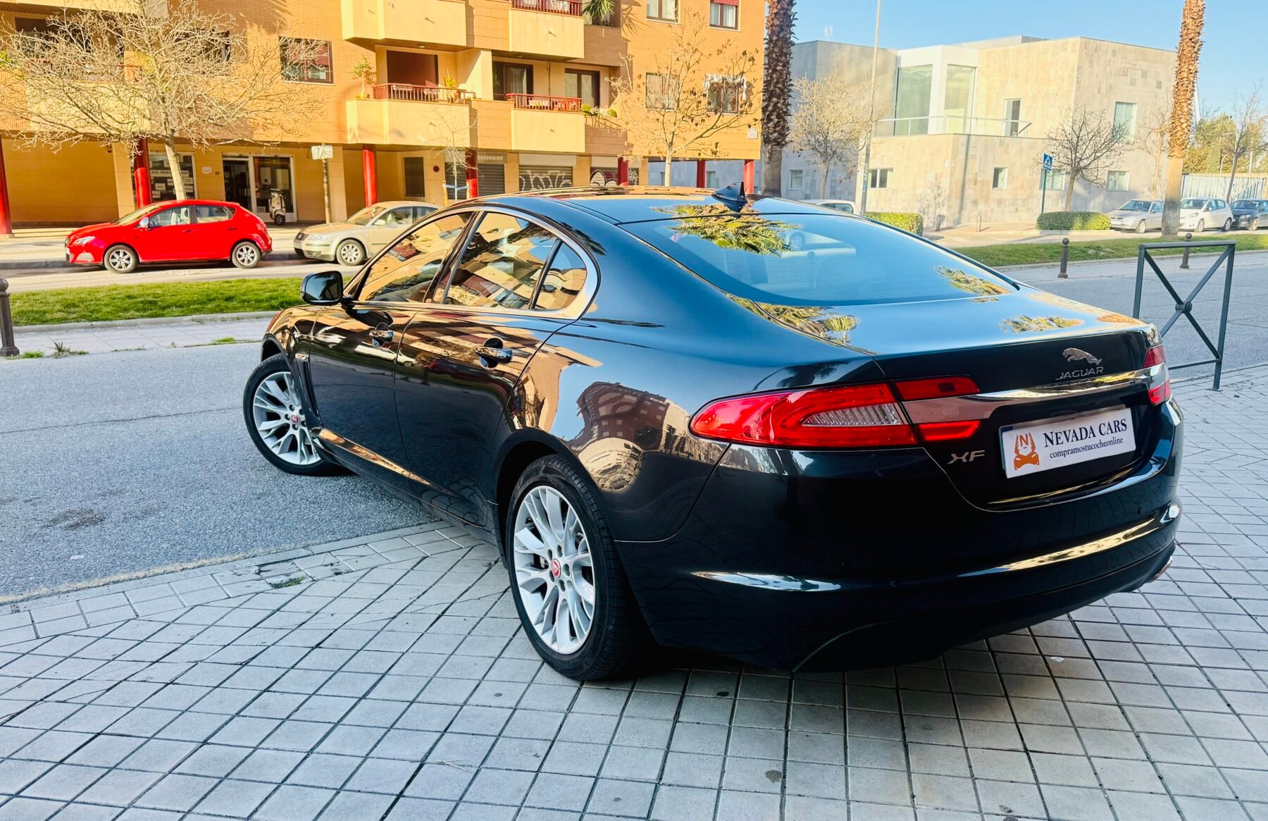 JAGUAR XF Luxury 