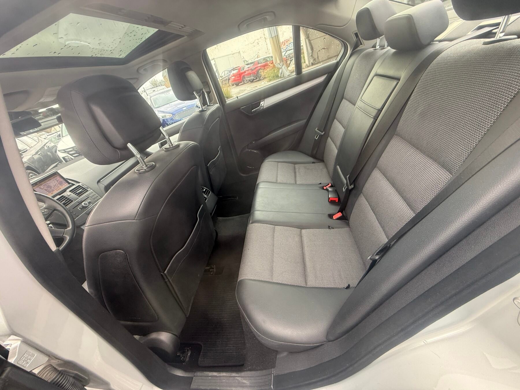 MERCEDES-BENZ Clase C220 CDI Avangard 