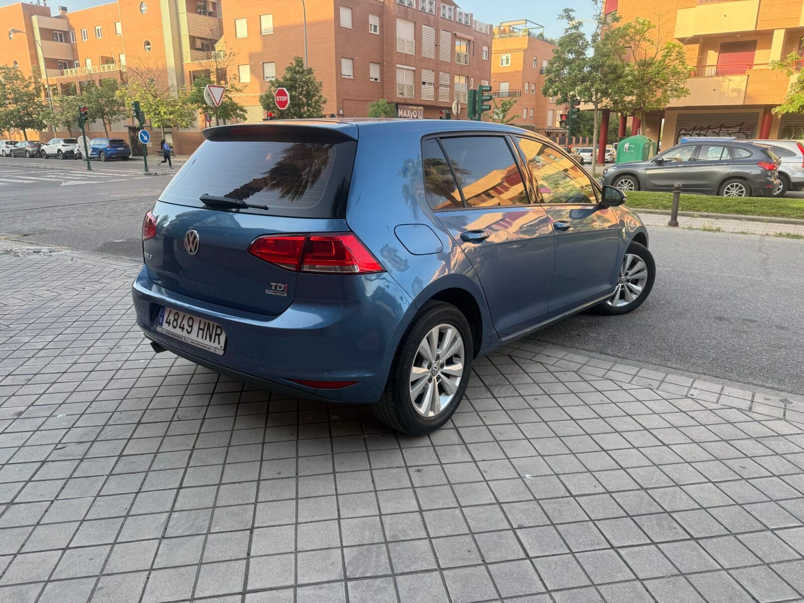 VOLKSWAGEN Golf Tdi 1.6