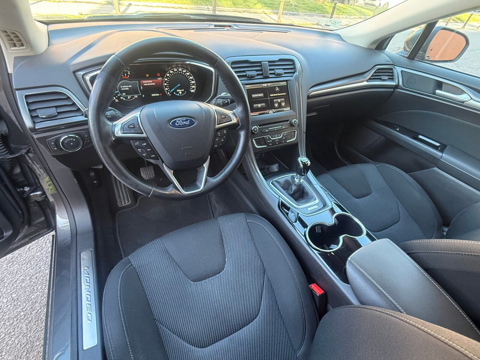 FORD Mondeo 2.0d titanium