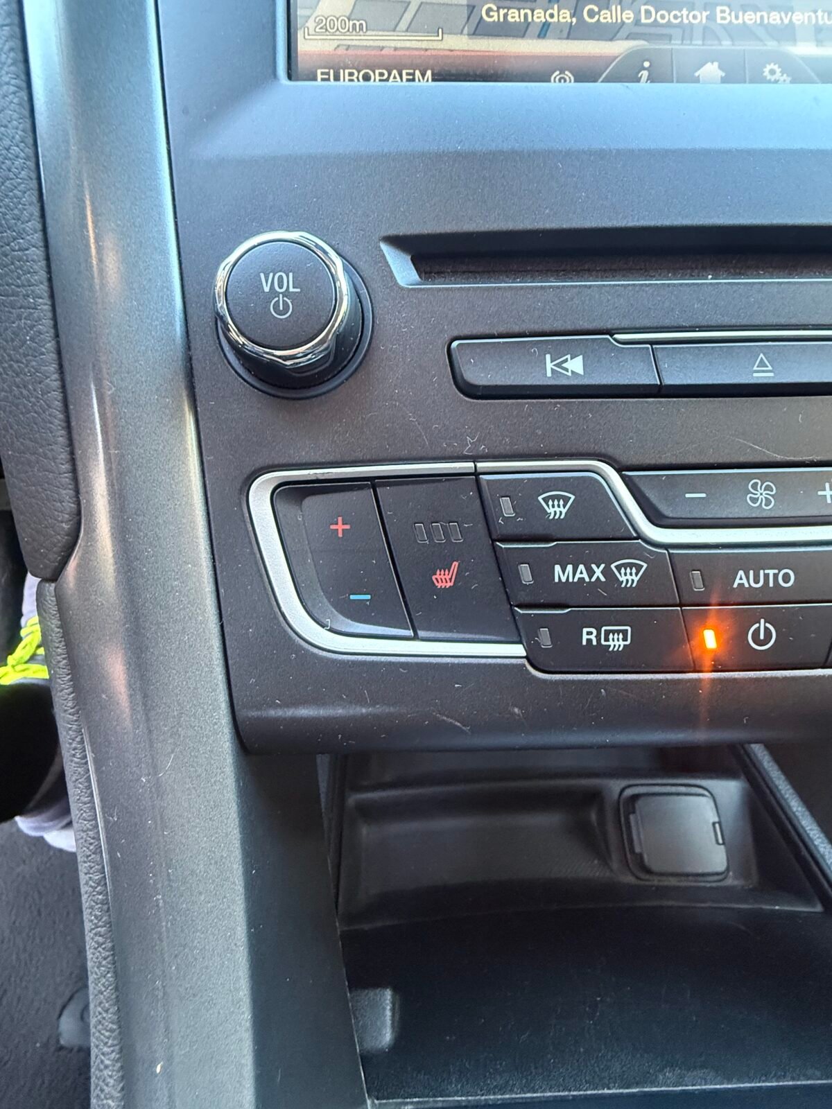 FORD Mondeo 2.0d titanium
