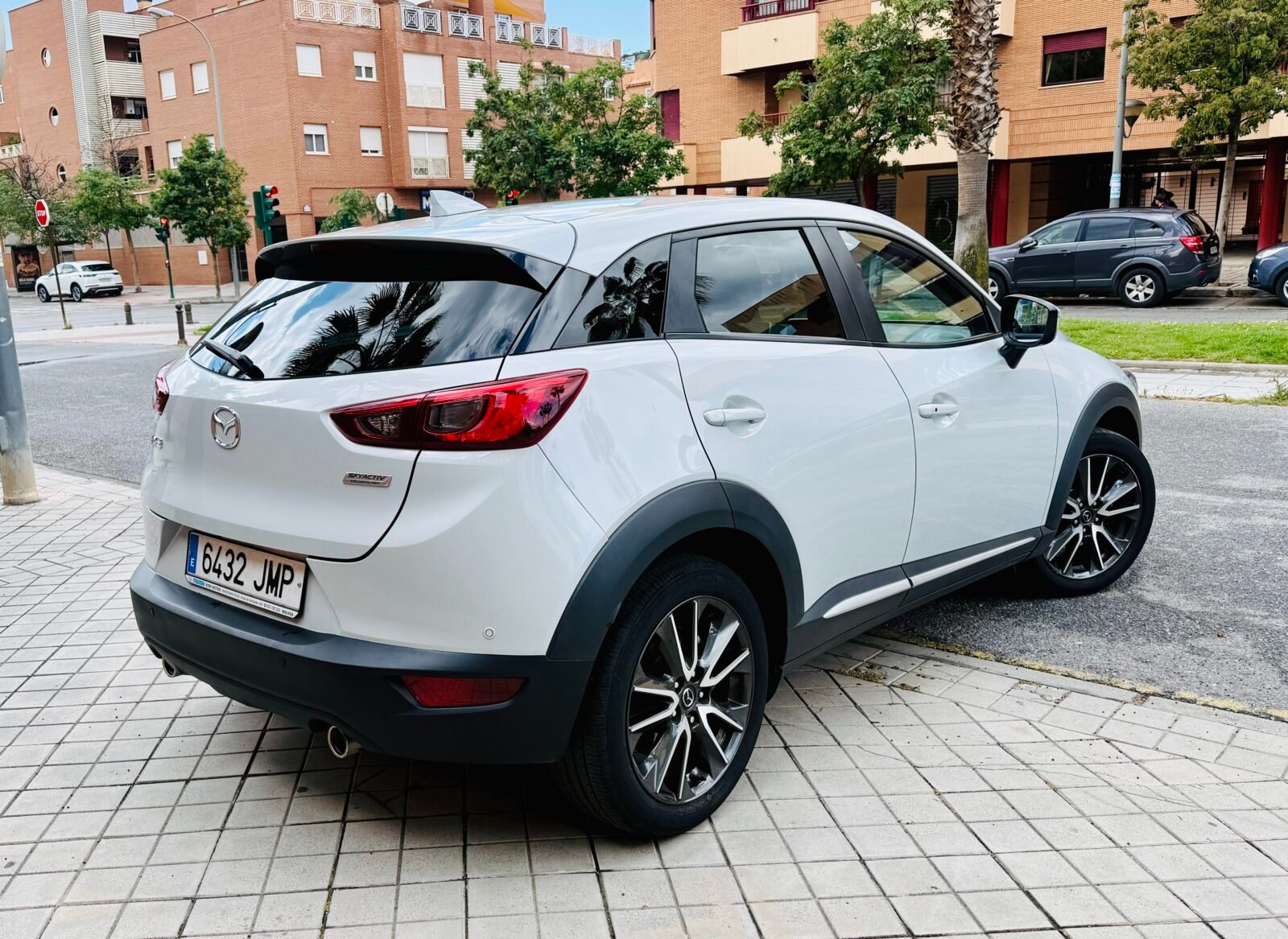 MAZDA Cx-3 Skaytecnology luxury 