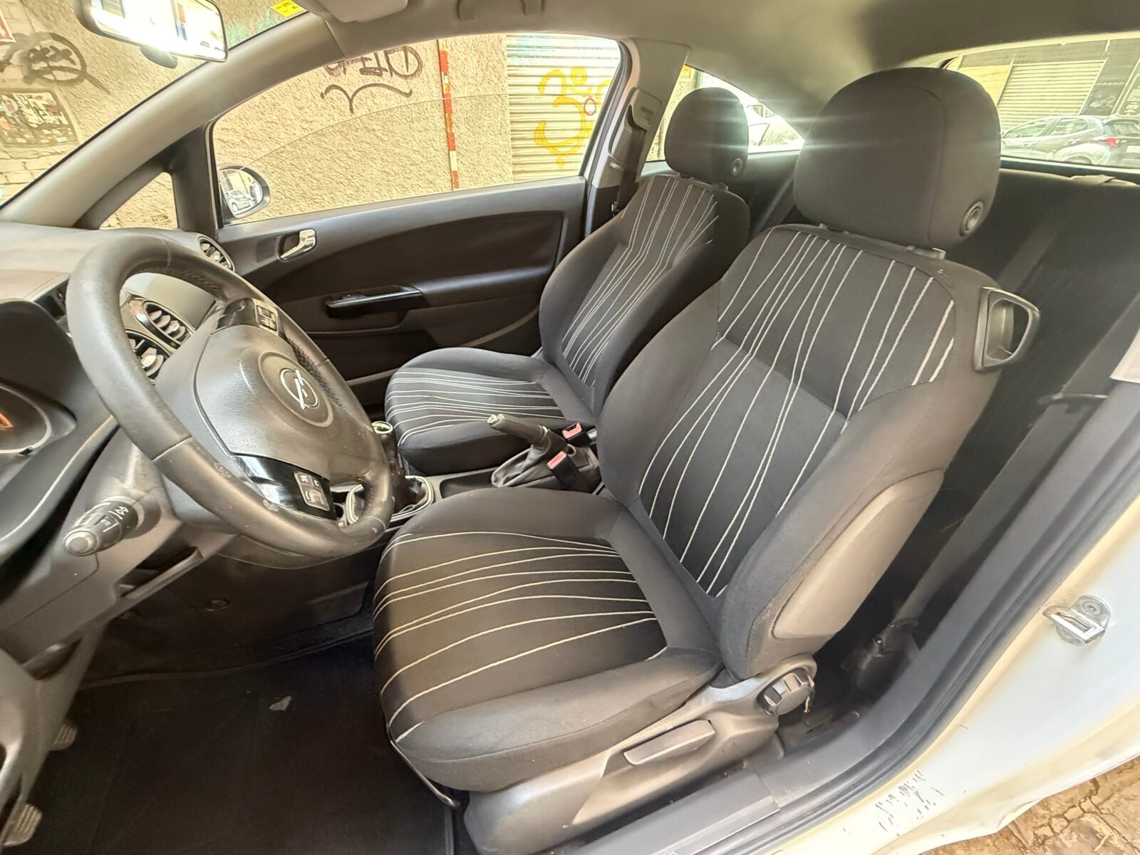 OPEL Corsa 1.4 gasolina 