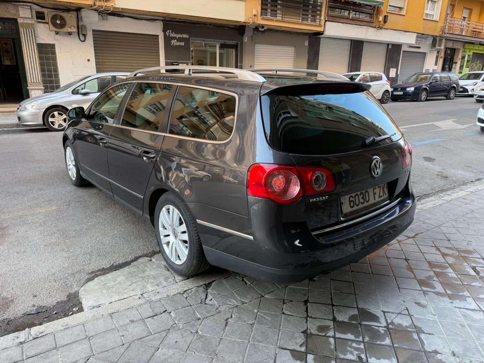 VOLKSWAGEN Passat Variant 