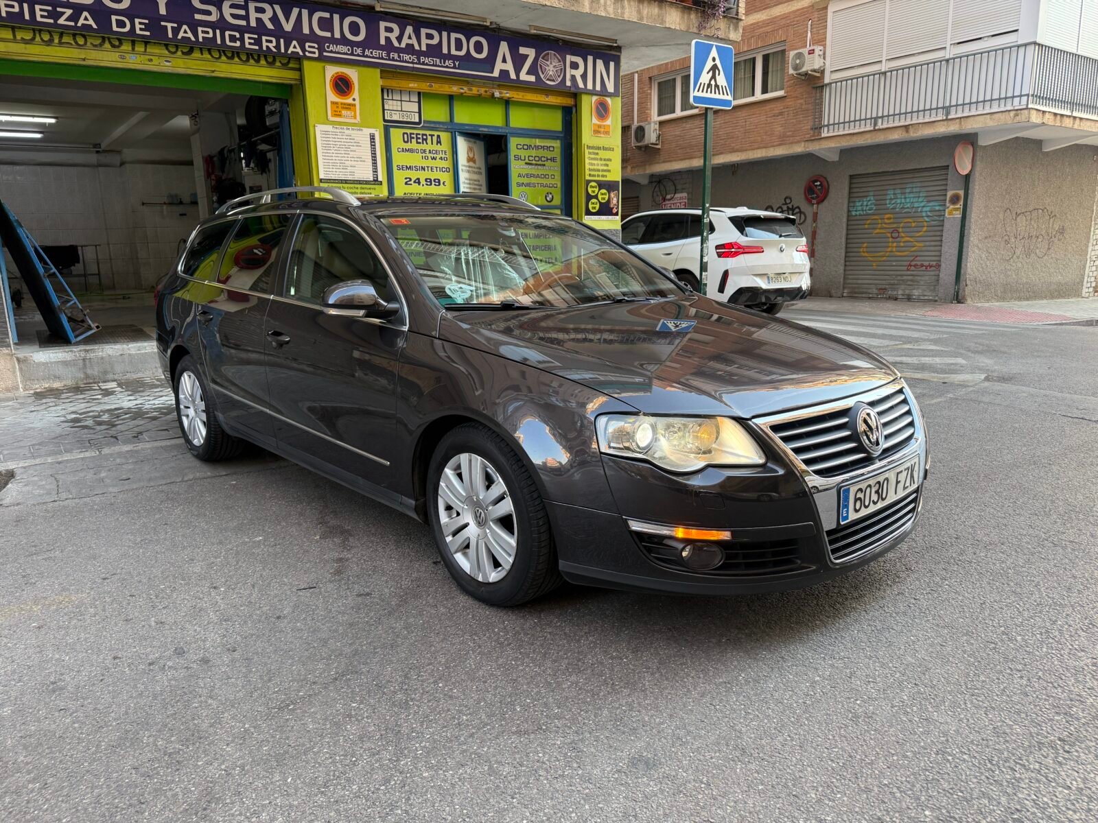 VOLKSWAGEN Passat Variant 
