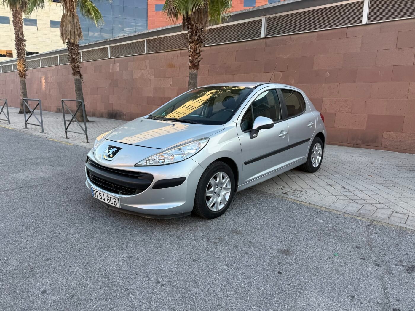 PEUGEOT 207 1.6 hdi 90